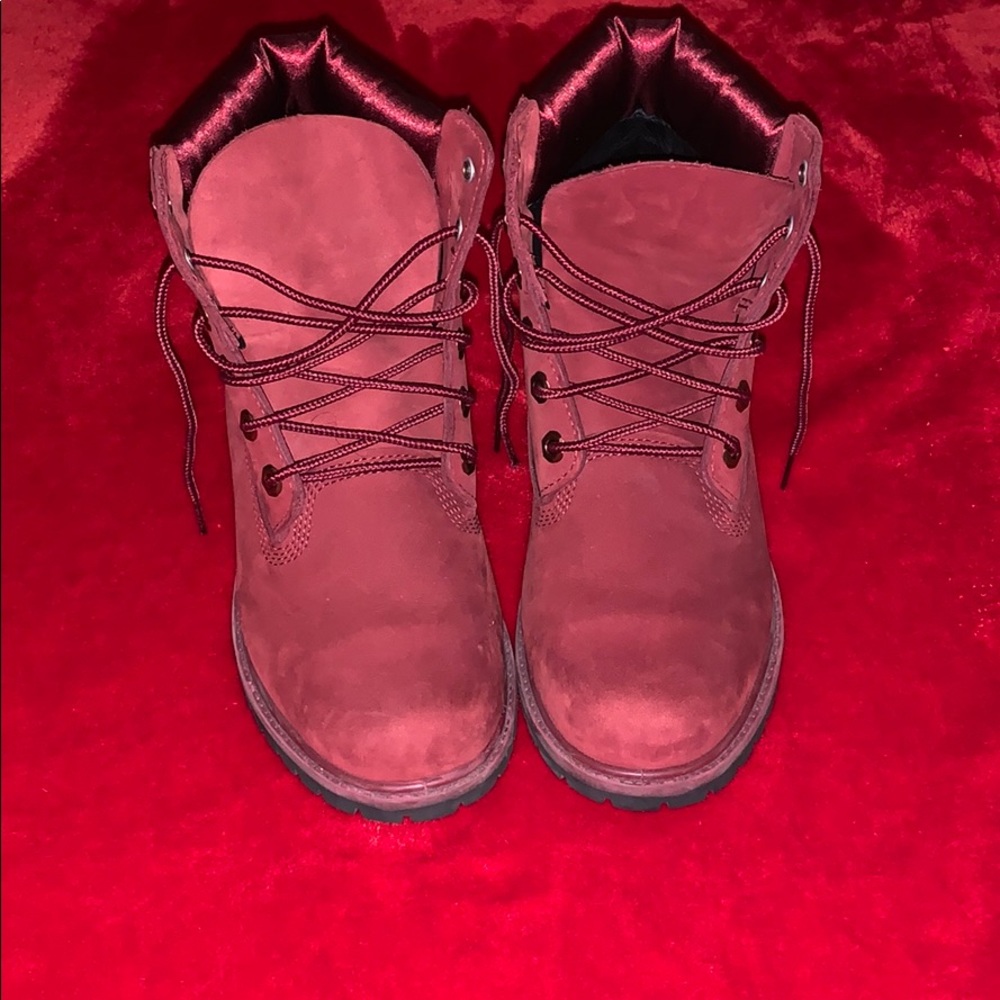 Burgundy timberlands